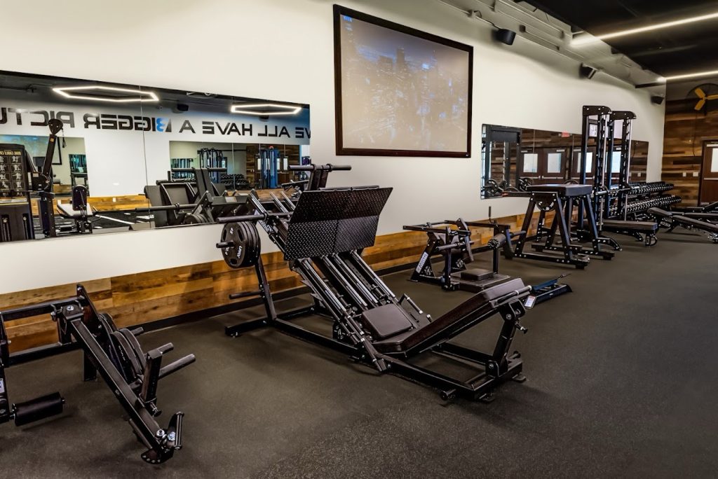 Professional Personal Training in Escondido & San Diego lifting weight